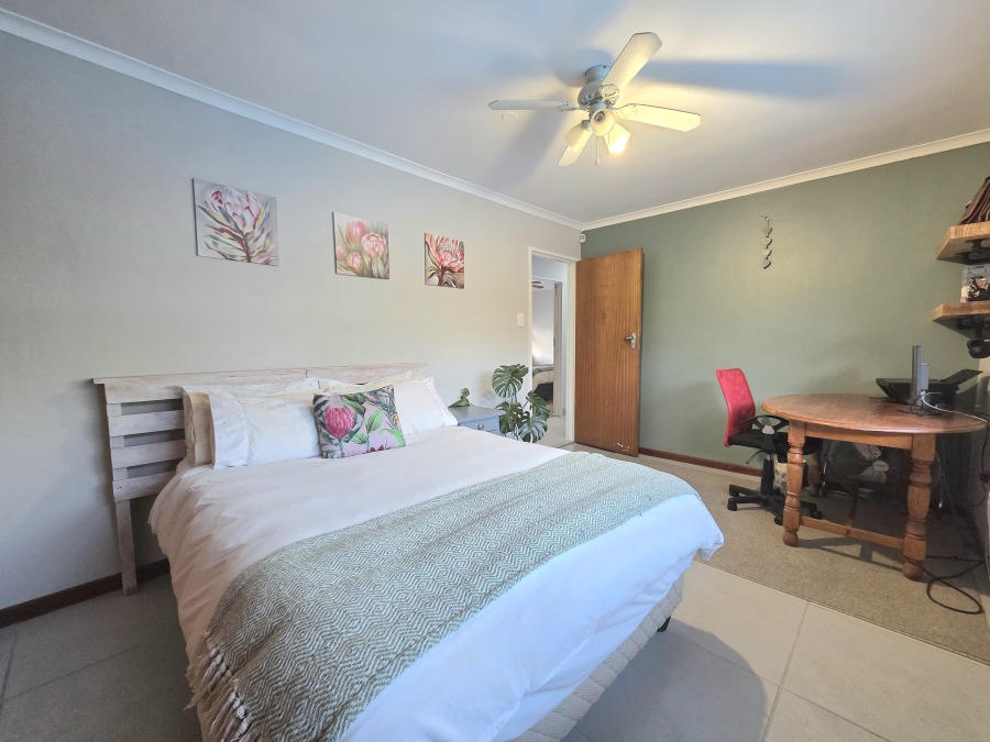 5 Bedroom Property for Sale in Eversdal Western Cape